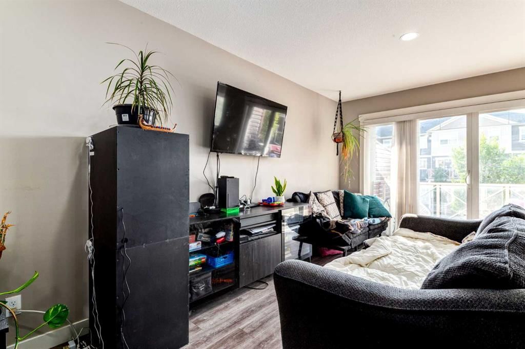 737 Skyview Ranch Grove NE, Calgary — photo 5 of 23