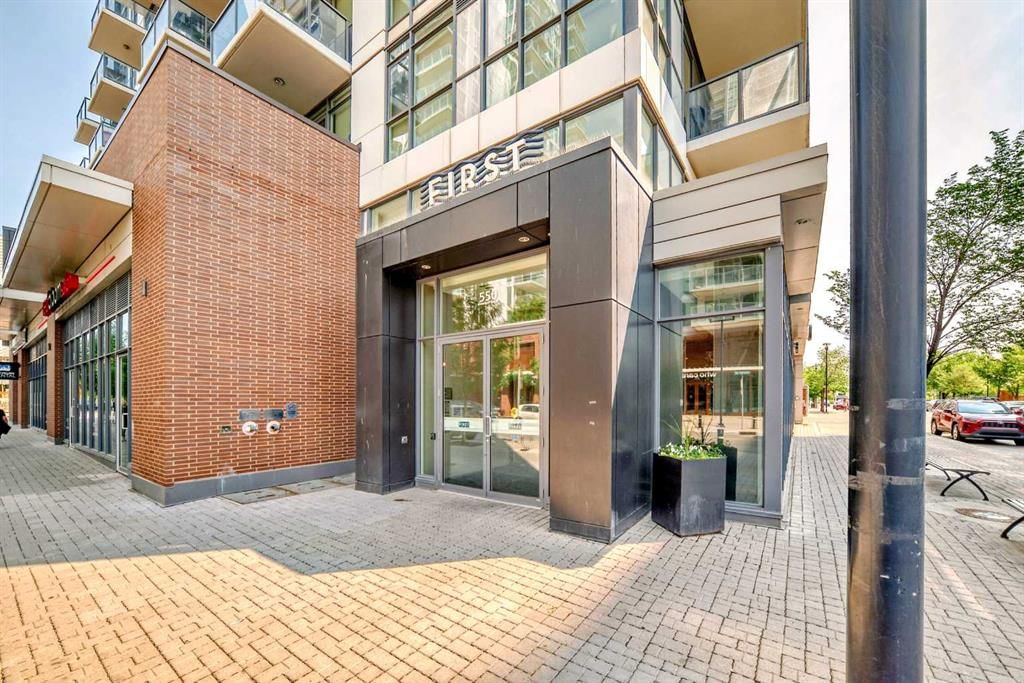 1202, 550 Riverfront Avenue SE, Calgary — photo 2 of 22