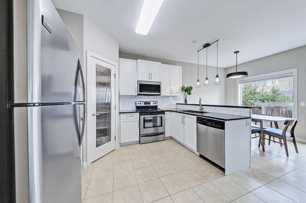 58 Everwoods Link SW, Calgary — photo 5 of 43