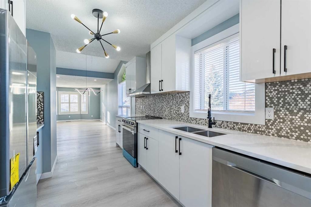 134 Erin Meadow Crescent SE, Calgary — main listing photo