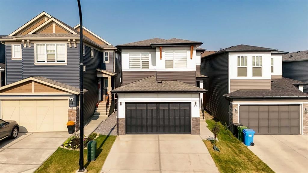 29 Calhoun Crescent NE, Calgary — photo 2 of 50