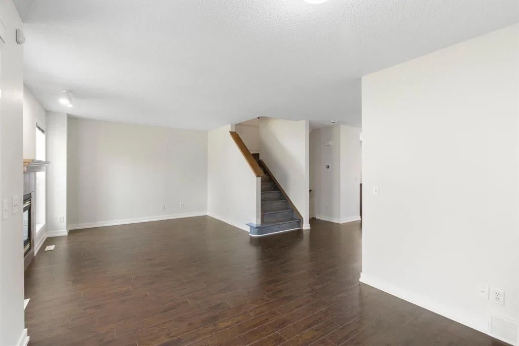 144 Hidden Creek Gardens NW, Calgary — photo 5 of 42