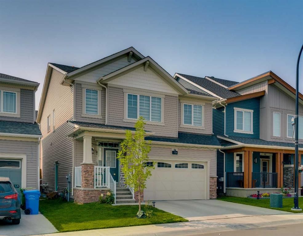 71 Carringwood Grove NW, Calgary — main listing photo