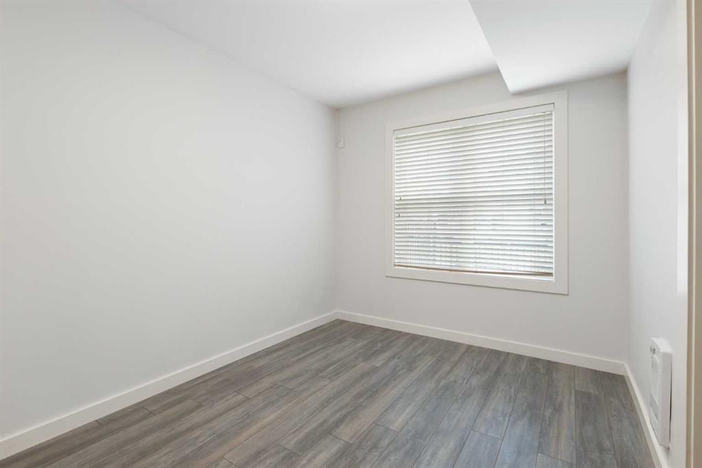 34 Sherwood Row NW, Calgary — photo 5 of 34