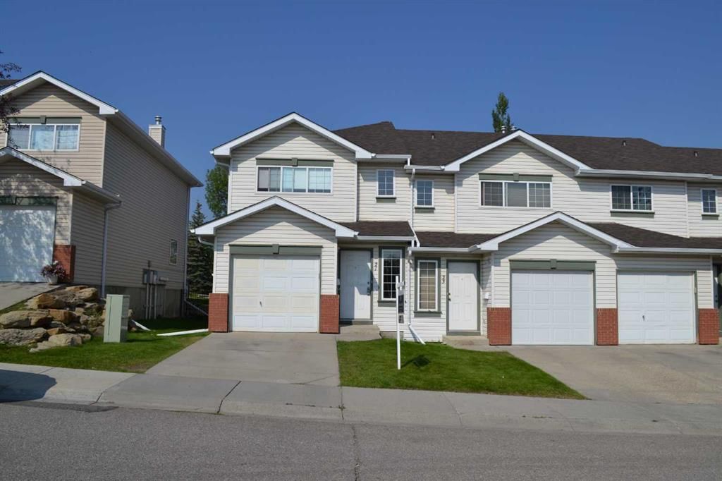 21 Country Hills Rise NW, Calgary — photo 2 of 23