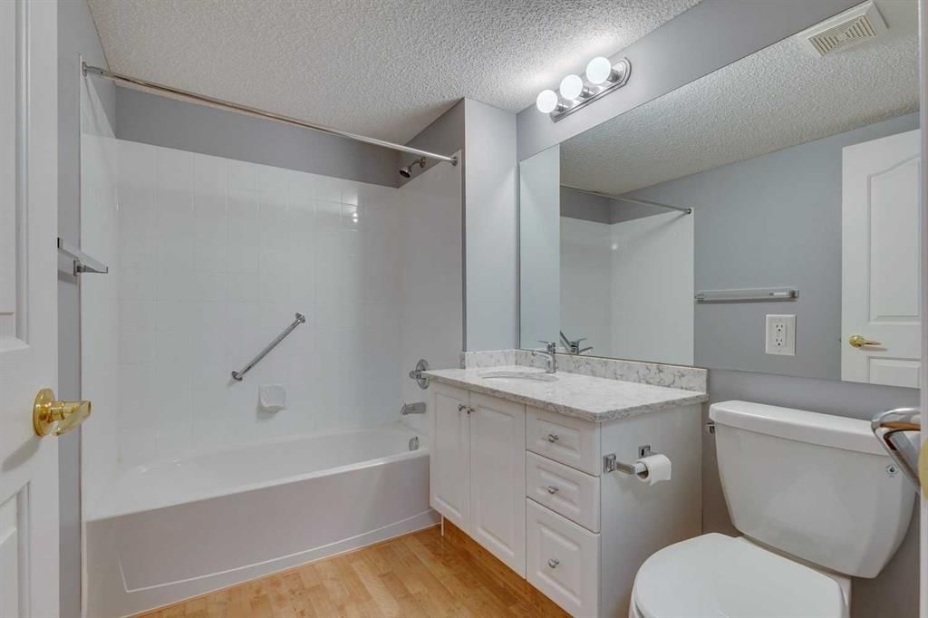 5333, 5000 Somervale Court SW, Calgary — photo 3 of 20