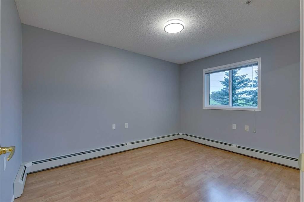 5333, 5000 Somervale Court SW, Calgary — photo 5 of 20