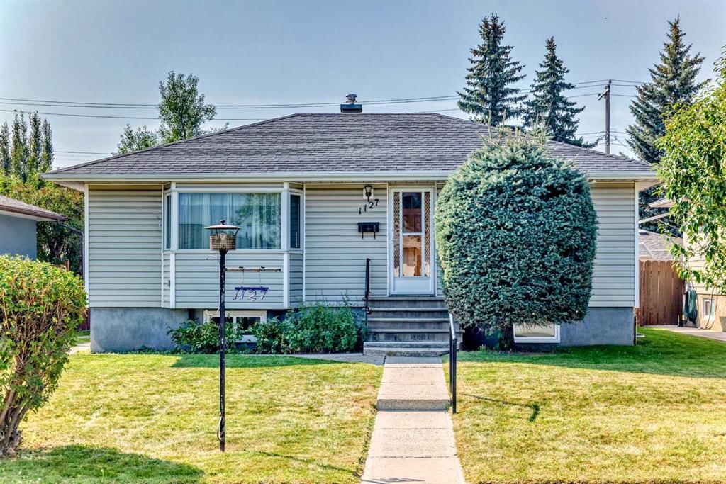 1127 15 Avenue NE, Calgary — photo 2 of 41
