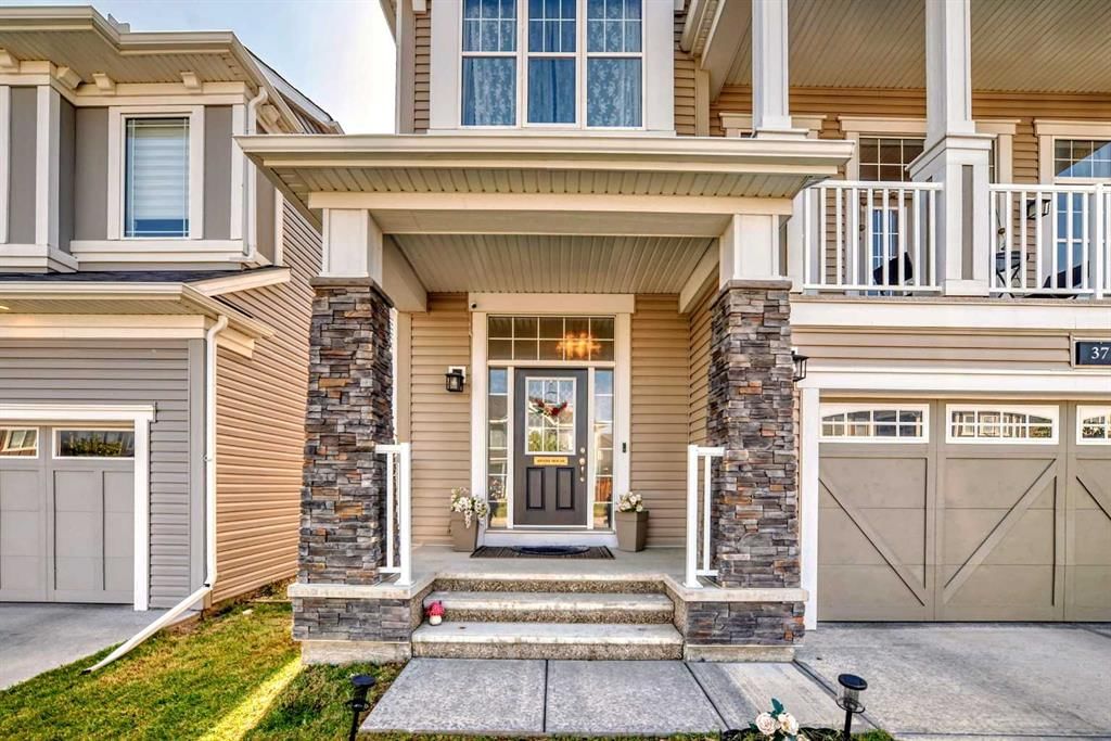 37 Carrington Circle NW, Calgary — photo 2 of 50