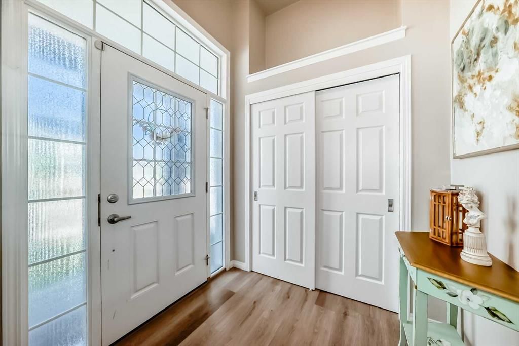 37 Carrington Circle NW, Calgary — photo 4 of 50