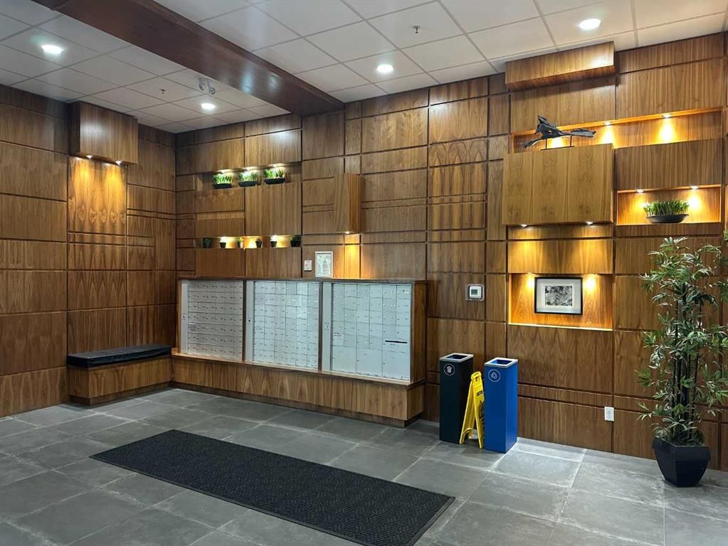 308, 122 Mahogany Centre SE, Calgary — photo 4 of 48