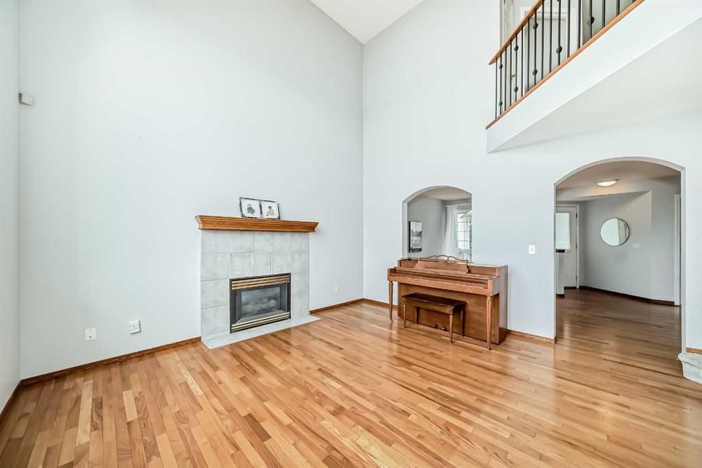 307 Edgebrook Park NW, Calgary — photo 3 of 41