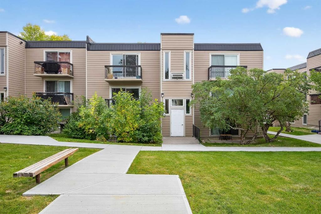 228, 315 Heritage Drive SE, Calgary — photo 3 of 39