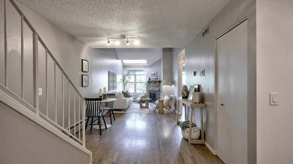 307, 2218 30 Street SW, Calgary — photo 3 of 38