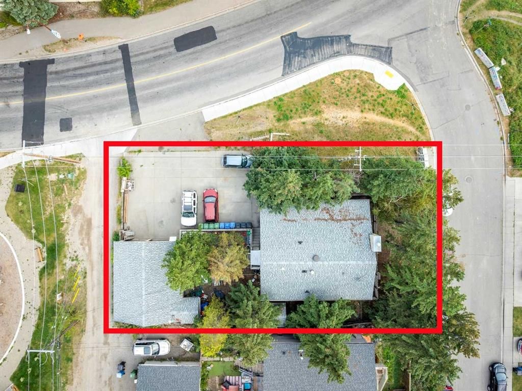 107 40 Avenue NE, Calgary — photo 2 of 27