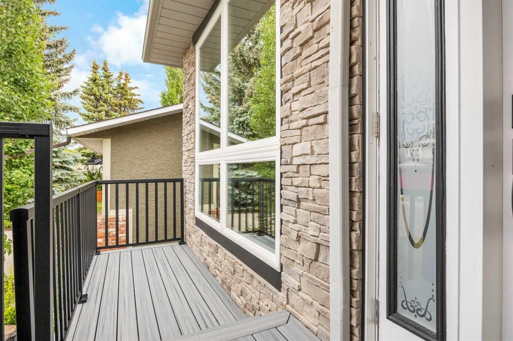 182 Scenic Glen Close NW, Calgary — photo 3 of 41