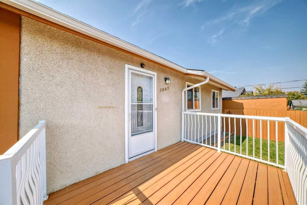 1007 Olympia Crescent SE, Calgary — photo 4 of 50