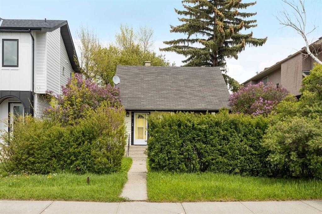 1206 Regal Crescent NE, Calgary — photo 3 of 35