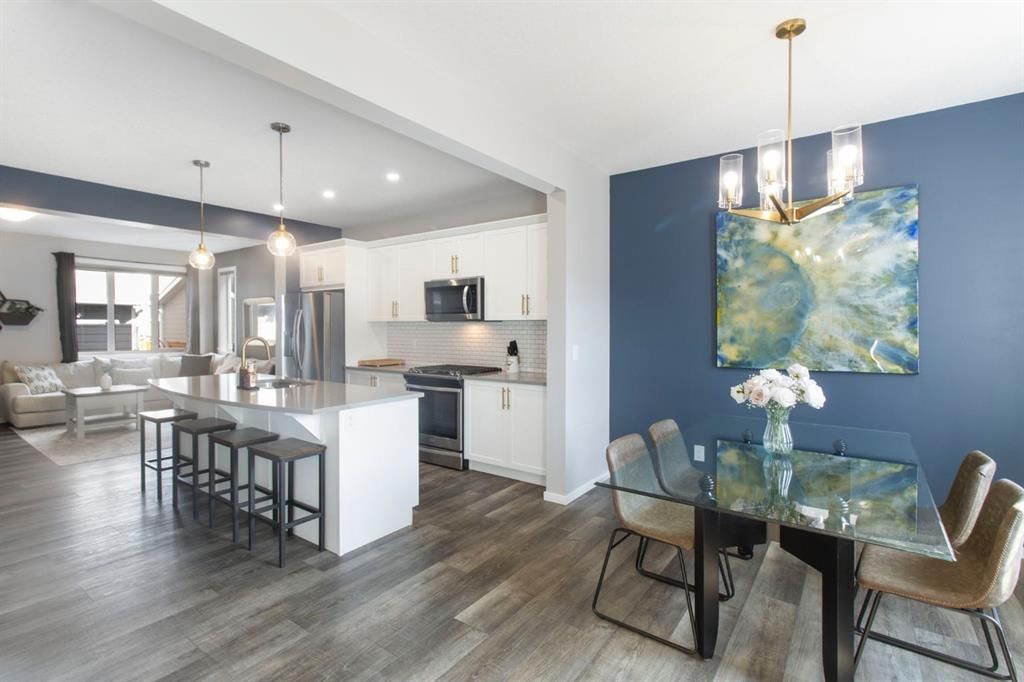 408 Yorkville Avenue SW, Calgary — photo 4 of 41