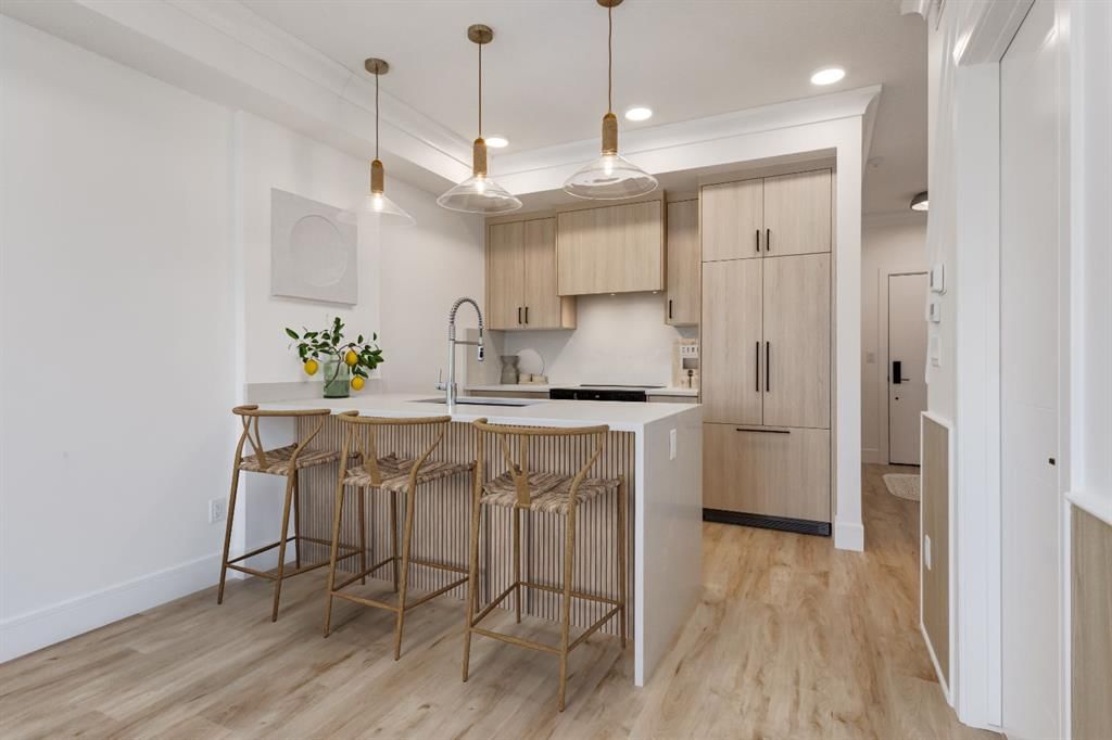 2202, 4270 Norford Avenue NW, Calgary — main listing photo
