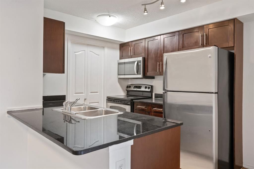 207, 7130 80 Avenue NE, Calgary — photo 3 of 49