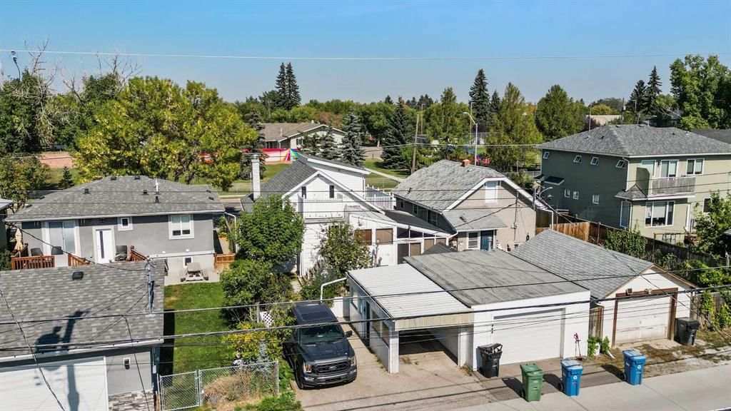 809 8 Avenue NE, Calgary — photo 3 of 48