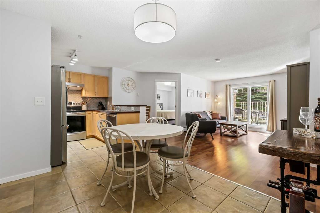 9117, 70 Panamount Drive NW, Calgary — photo 4 of 30
