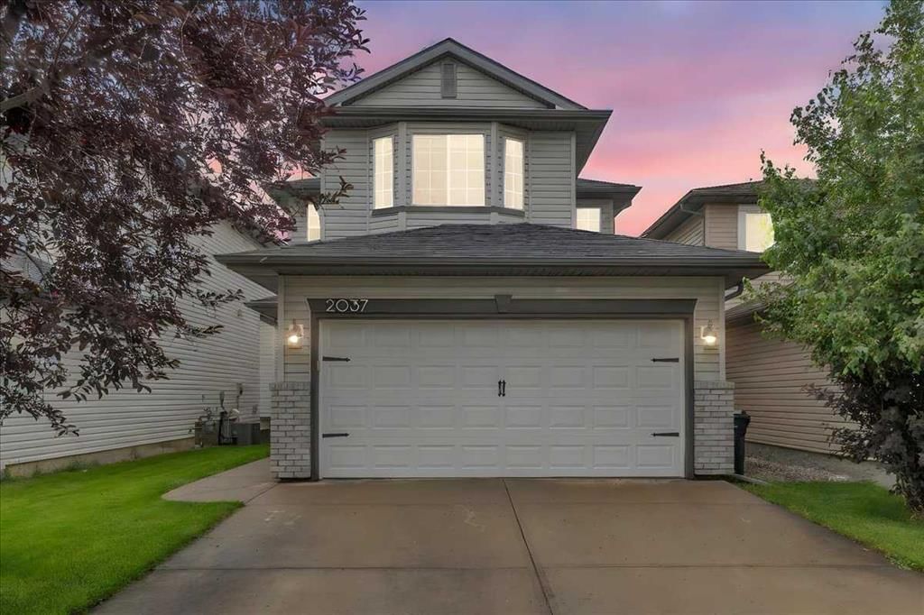 2037 Bridlemeadows Manor SW, Calgary — main listing photo