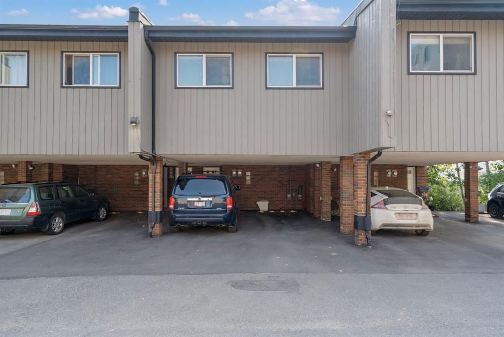F, 715 6 Street NE, Calgary — photo 3 of 47
