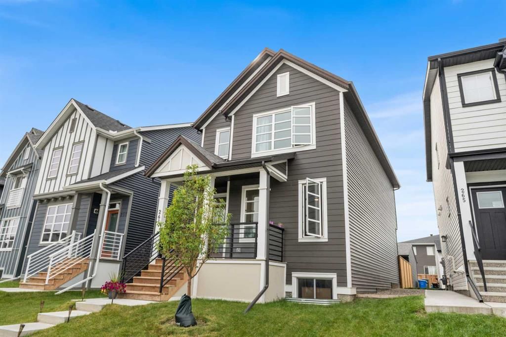 261 Walcrest Way SE, Calgary — photo 2 of 46