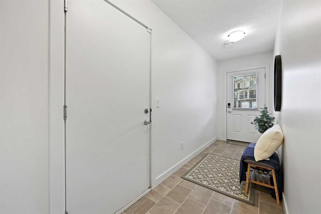 229 Sage Hill Grove NW, Calgary — photo 3 of 34