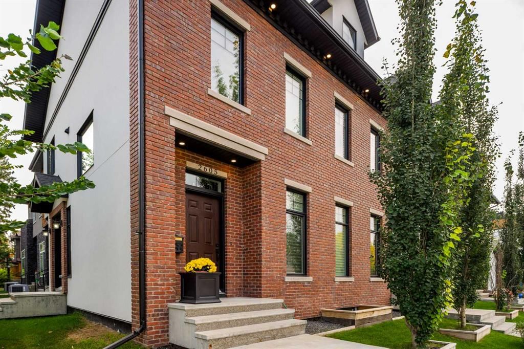 2605 26 Avenue SW, Calgary — photo 4 of 50