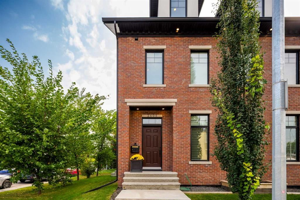 2605 26 Avenue SW, Calgary — photo 5 of 50