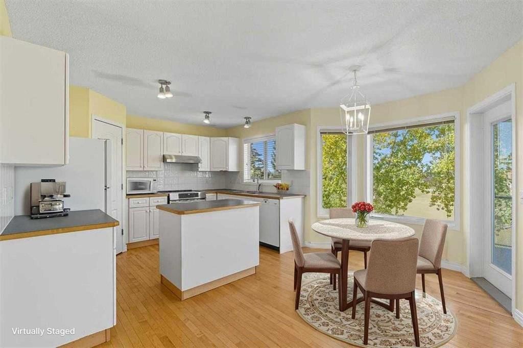 56 Rocky Ridge Drive NW, Calgary — photo 2 of 47