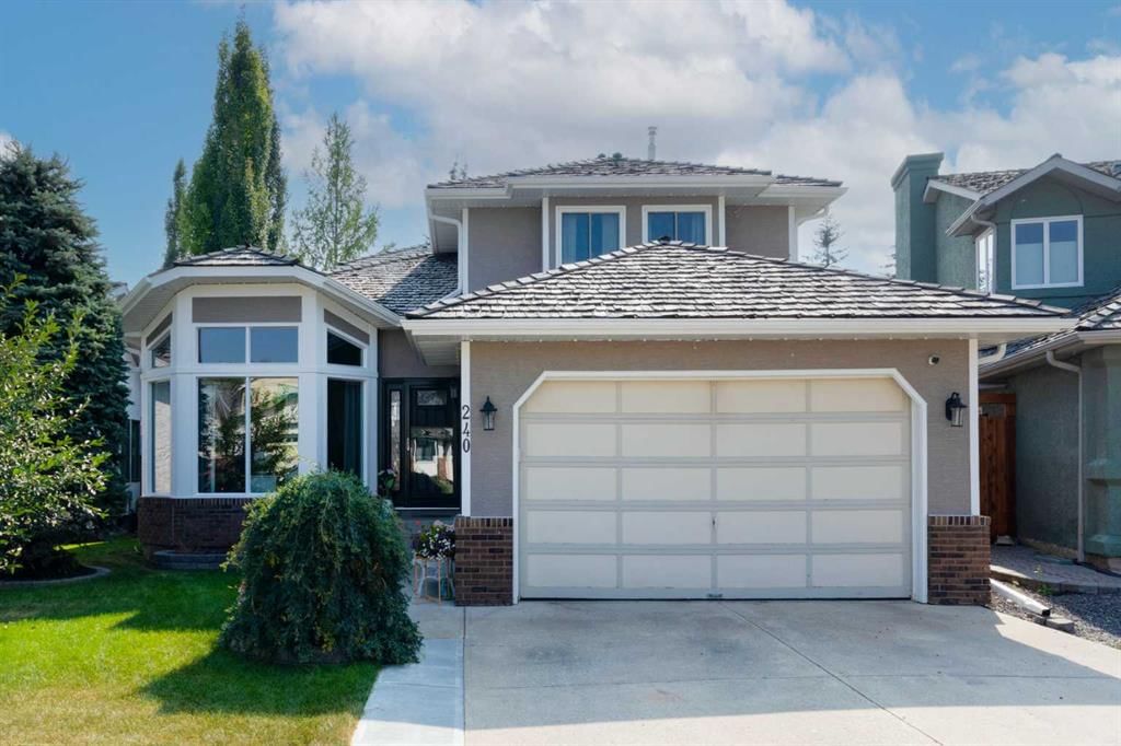 240 Woodbriar Place SW, Calgary — photo 3 of 44
