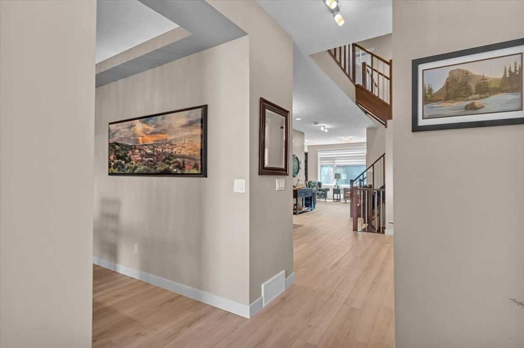 231 26 Avenue NW, Calgary — photo 5 of 50