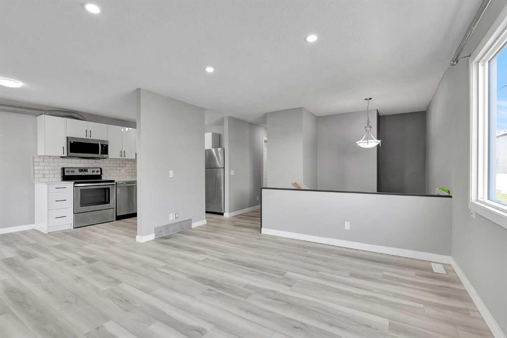 224 Pensville Close SE, Calgary — main listing photo