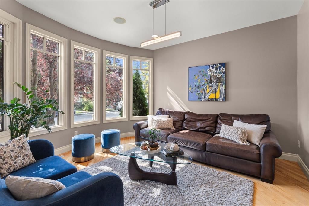 904 23 Avenue NW, Calgary — photo 3 of 39