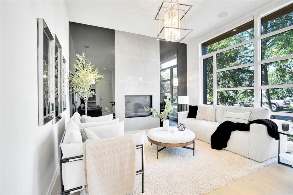 230 11A Street NE, Calgary — photo 4 of 50