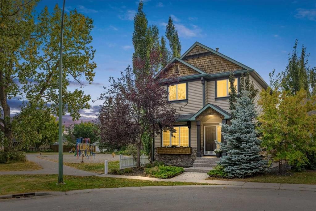 4702 21 Street SW, Calgary — main listing photo