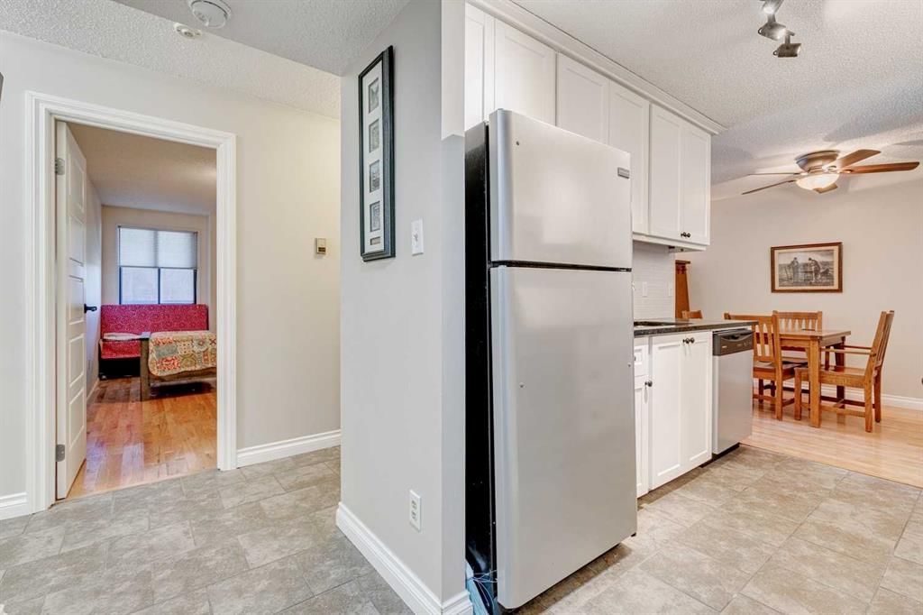 405, 9800 Horton Road SW, Calgary — photo 3 of 24