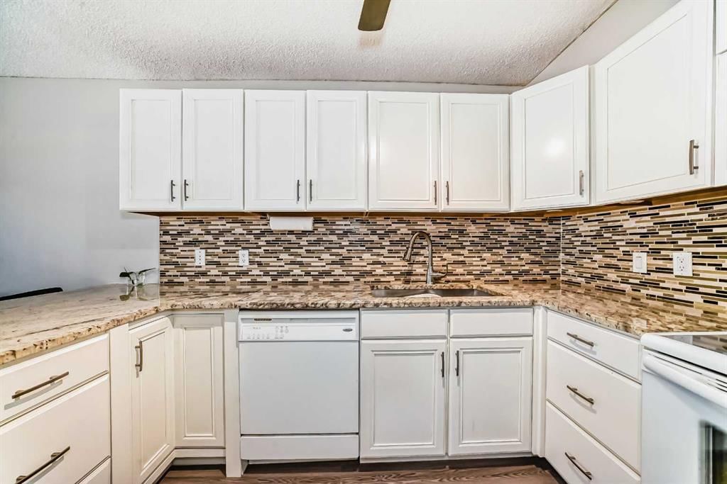 122, 3015 51 Street SW, Calgary — main listing photo