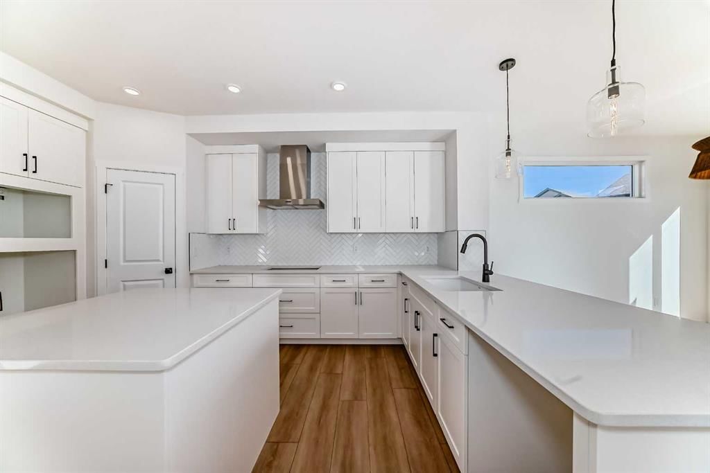 122 Walgrove Bay SE, Calgary — photo 4 of 47