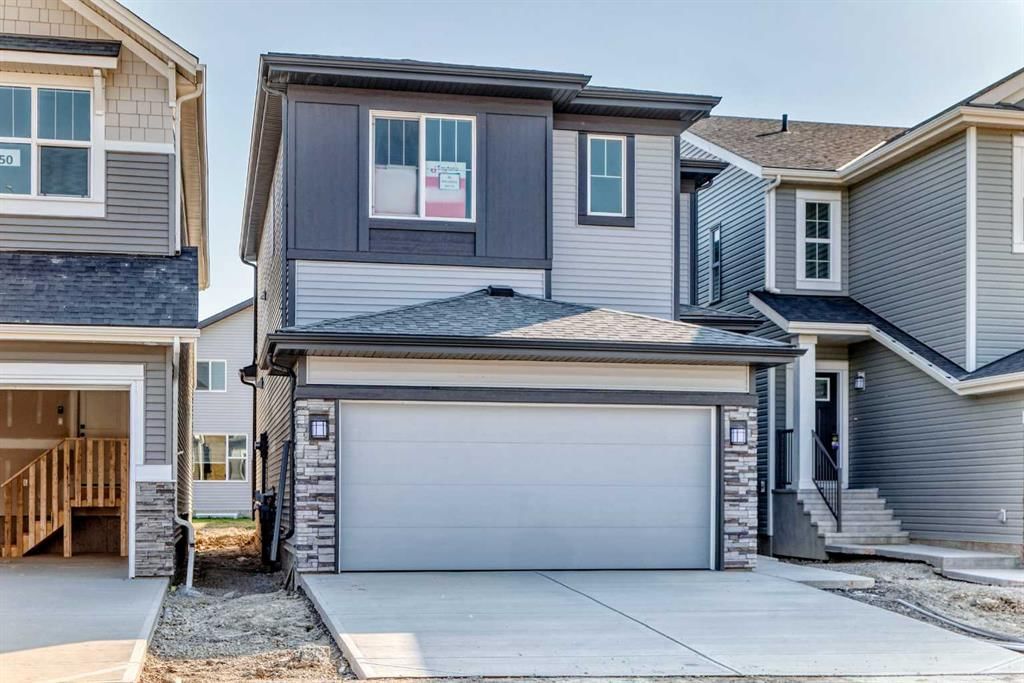46 Walgrove Bay SE, Calgary — main listing photo