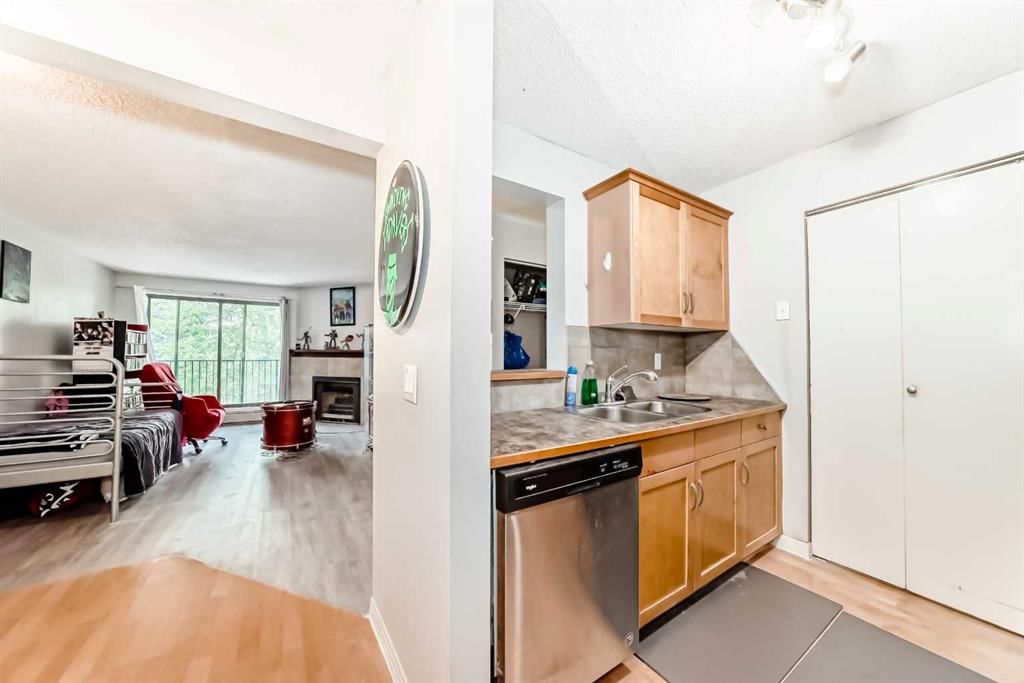 4305, 13045 6 Street SW, Calgary — main listing photo