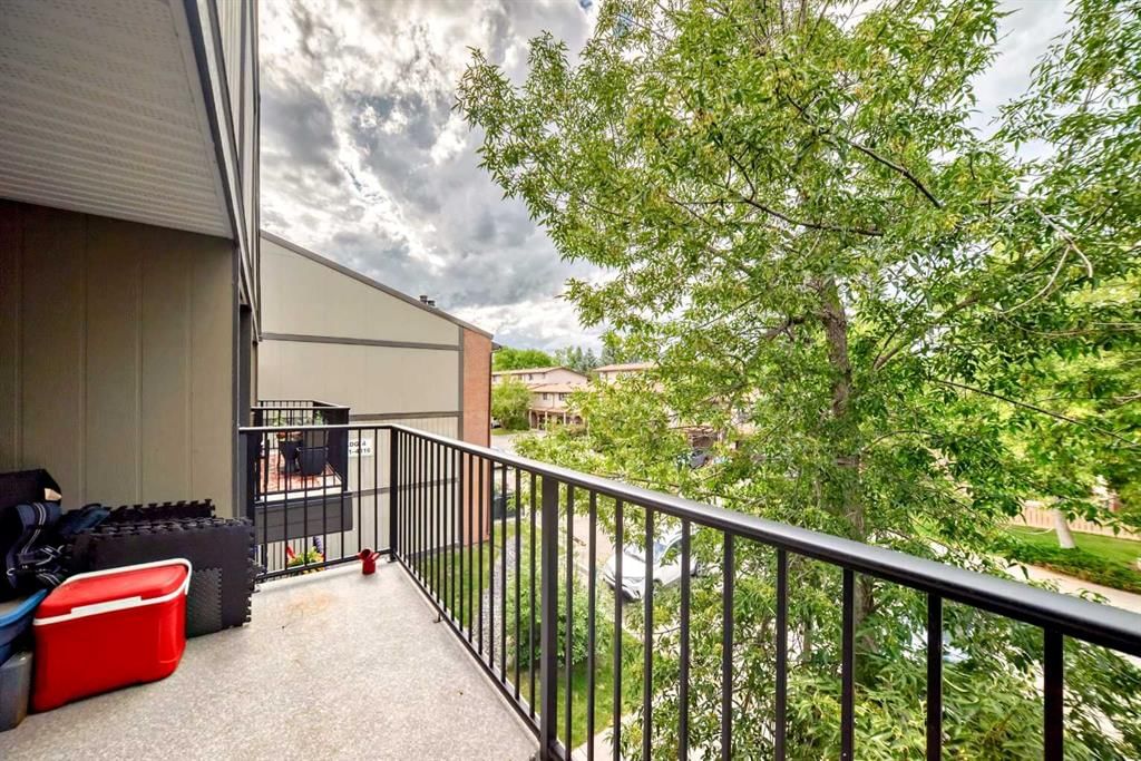 4305, 13045 6 Street SW, Calgary — photo 5 of 36