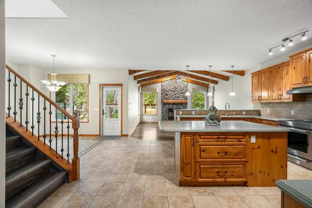 136 Cranwell Crescent SE, Calgary — photo 3 of 50