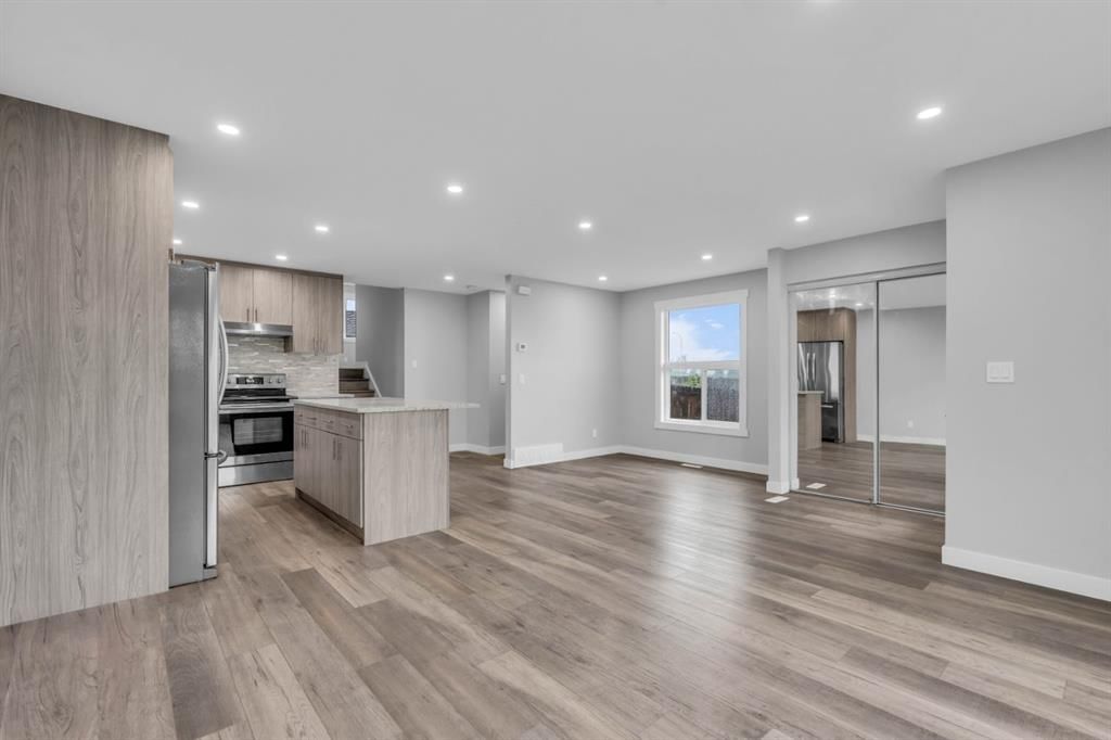 109 Bedfield Court NE, Calgary — photo 2 of 48