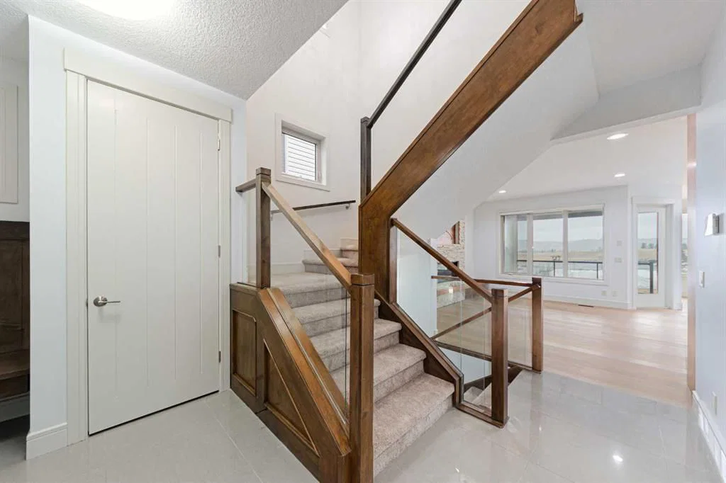 74 Chaparral Valley Square SE, Calgary — photo 3 of 47