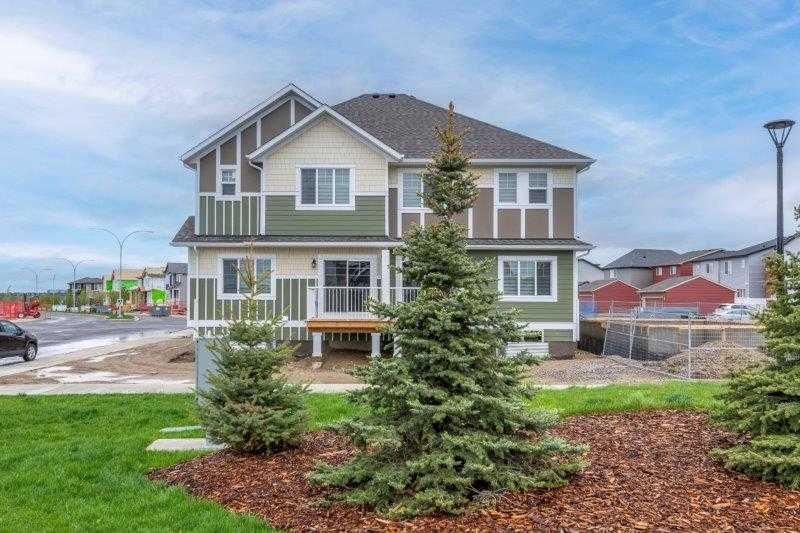 33 Walcrest Lane SE, Calgary — photo 2 of 40